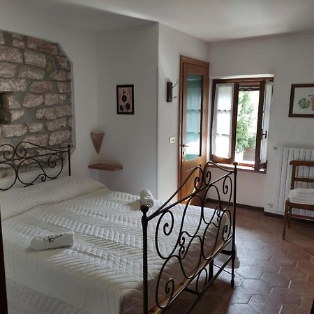 Agriturismo Rupestr Canelli Bagian luar foto