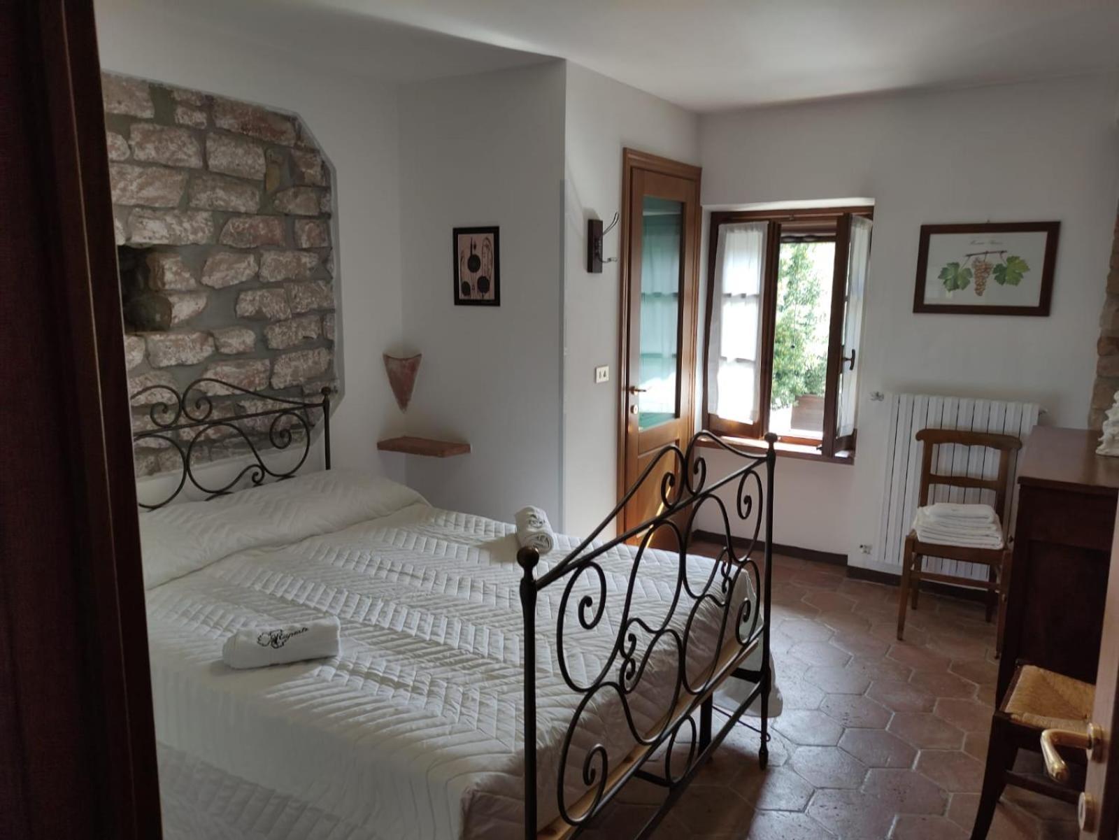 Agriturismo Rupestr Canelli Bagian luar foto
